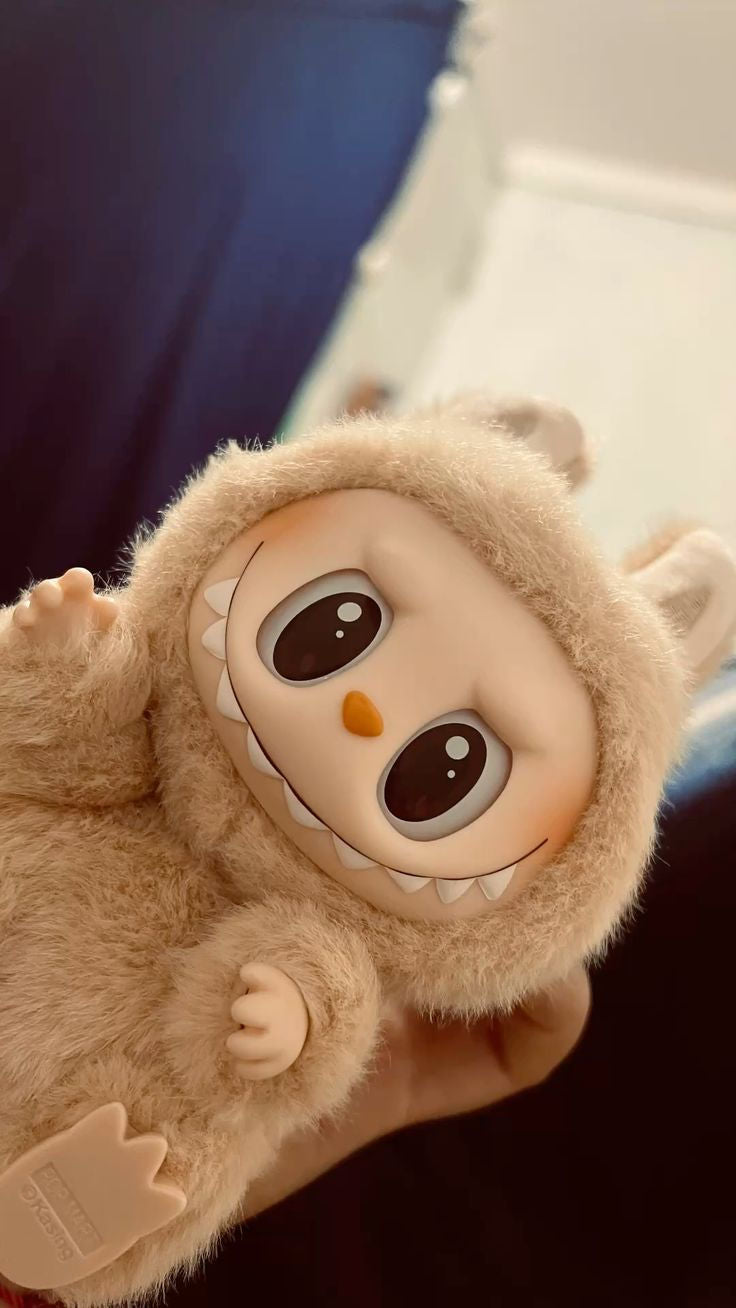 Original Labubu Doll – Cute Pop Mart Collectible Toy